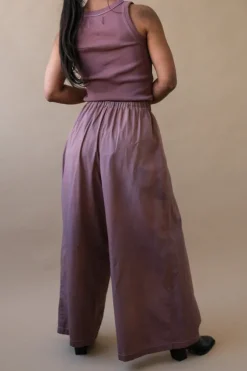 AUBERGINE INVERTED PLEAT PANT