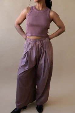 AUBERGINE INVERTED PLEAT PANT