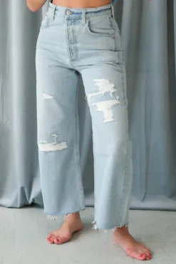 AYLA RAW HEM CROP