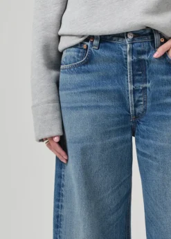 AYLA RAW HEM CROP