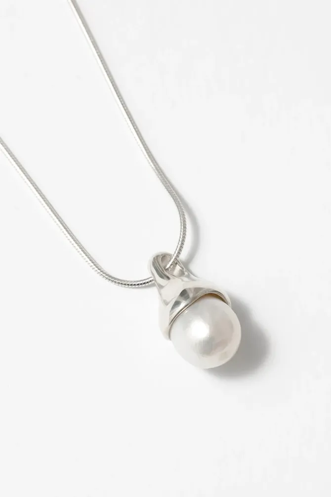 CANDICE NECKLACE