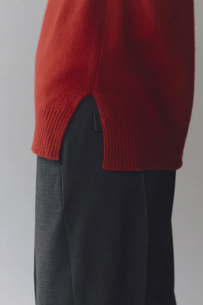 CASHMERE BLEND CREWNECK KNIT