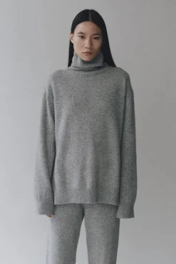 CASHMERE BLEND HIGH NECK KNIT