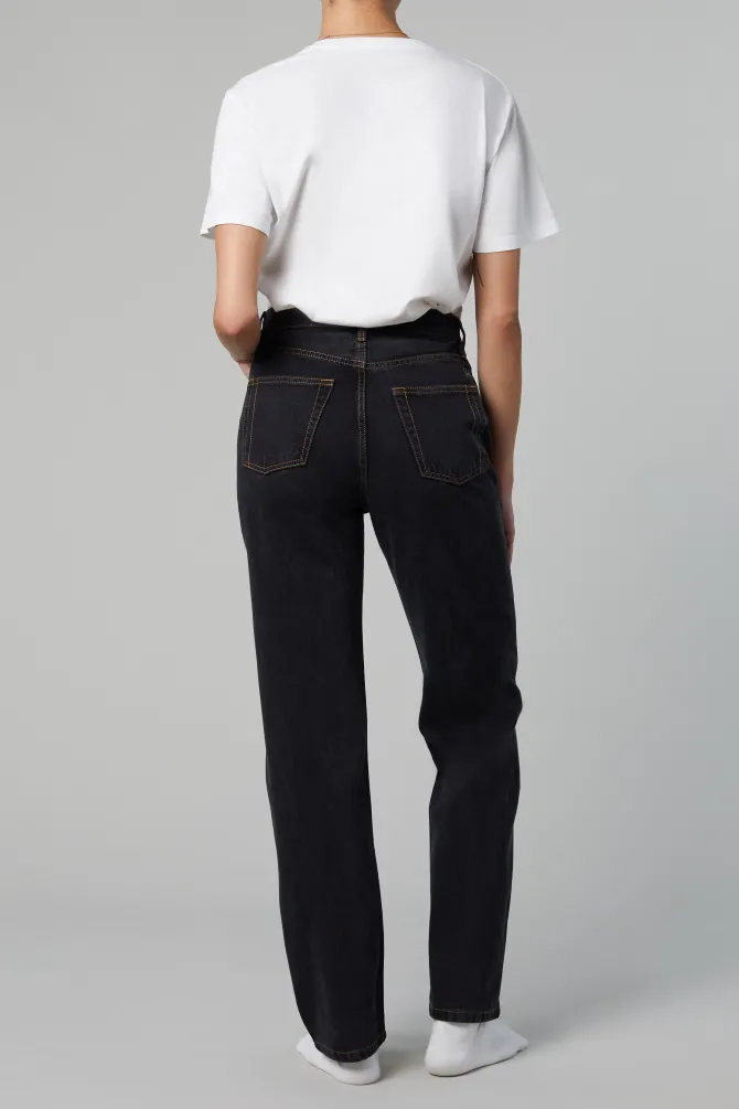 CHILDHOOD JEANS