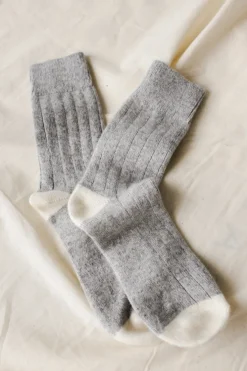 CLASSIC CASHMERE SOCKS