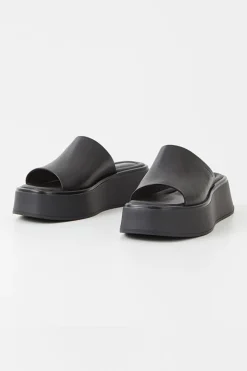 COURTNEY SLIDES