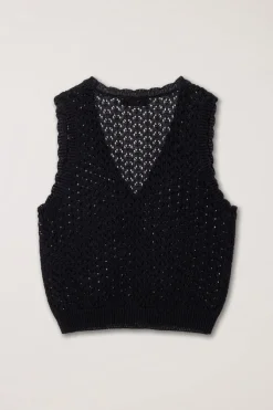 CROCHET OPEN KNIT VEST