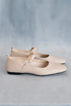 DELIA MARY JANE