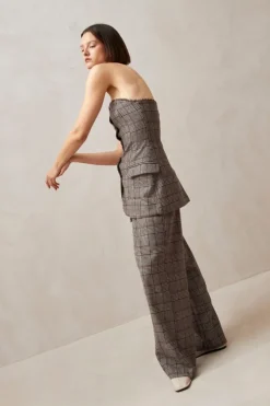 DEVA VEST