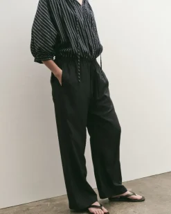 DRAWSTRING WIDE LEG PANTS