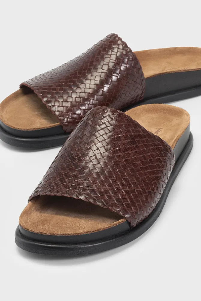 EFFIE SLIDES
