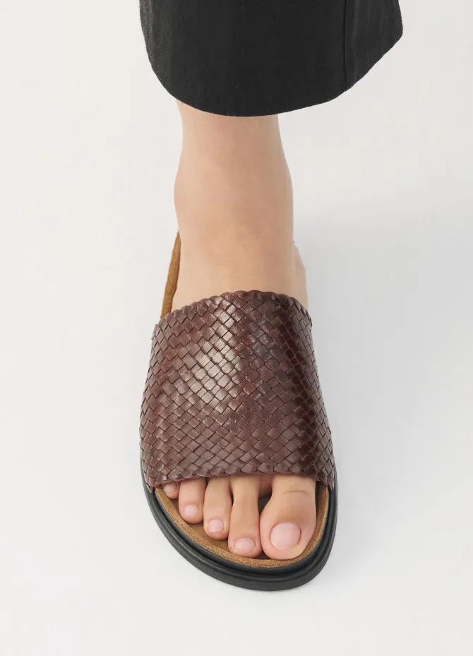 EFFIE SLIDES