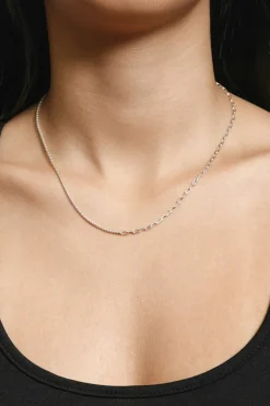 ELLIOT CHAIN NECKLACE