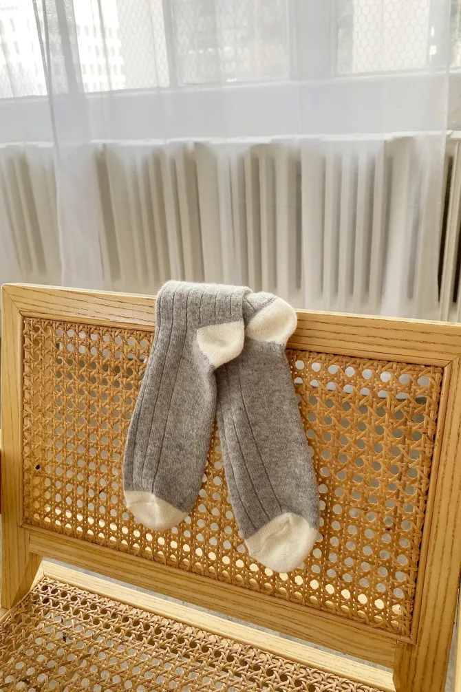EXTENDED CASHMERE CLASSIC SOCKS GREY MELANGE