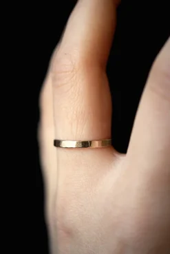 EXTRA THICK HAMMERED RING