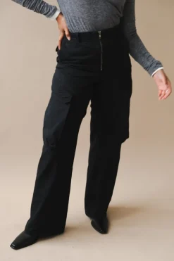 GARMENT-DYED GABARDINE WIDE CARGO PANTS
