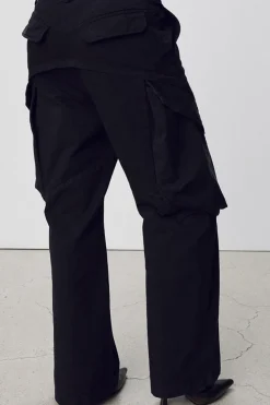 GARMENT-DYED GABARDINE WIDE CARGO PANTS