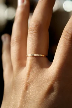 HAMMERED MEDIUM STACKING RING