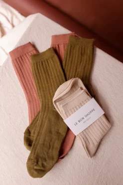 HER SOCKS PORCELAIN
