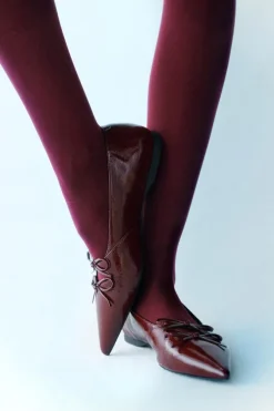 HERMINE BOW FLATS