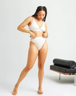 HIGH CUT BRIEF BONE