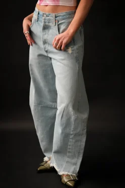 HORSESHOE JEAN SAVAHN