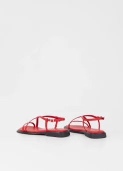 IZZY CRISS CROSS SANDAL