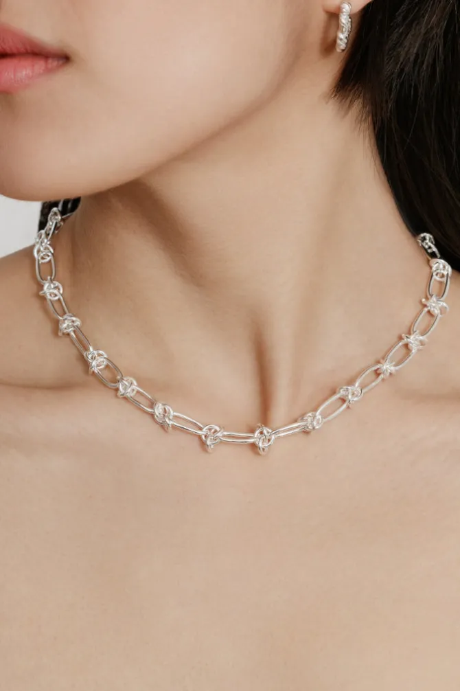 JORDAN NECKLACE