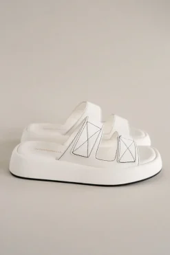 KIARA SANDAL