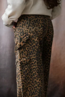 LEOPARD CARGOS
