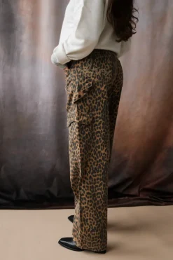 LEOPARD CARGOS