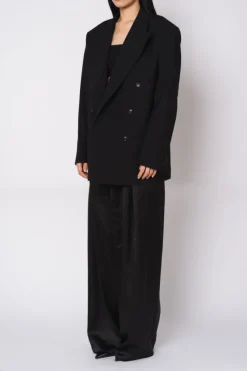 LIGHT WOOL OVERSIZED BLAZER