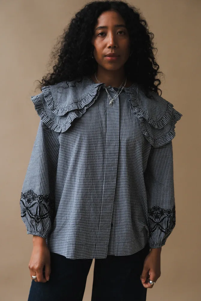 LOIS DOUBLE COLLAR BLOUSE XS