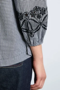 LOIS DOUBLE COLLAR BLOUSE XS