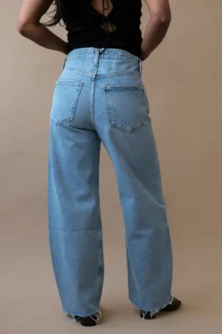 LOW CURVE FRAY JEAN