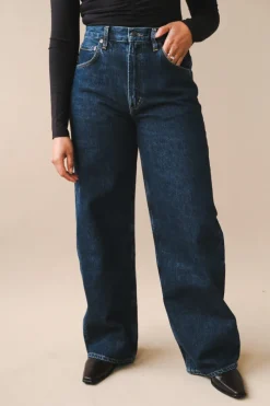 LOW CURVE JEAN
