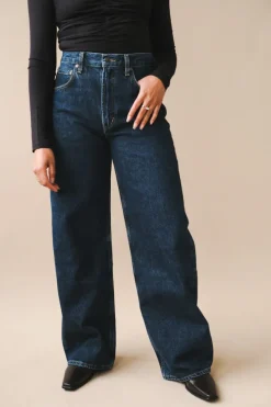 LOW CURVE JEAN
