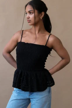 MARTINA CAMI