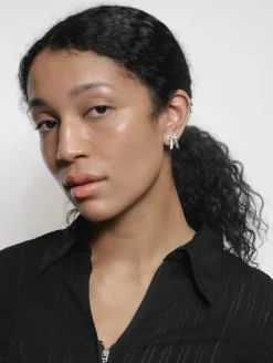 MINI BOW STUD