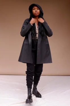 MOSEBACKE RAIN JACKET BLACK