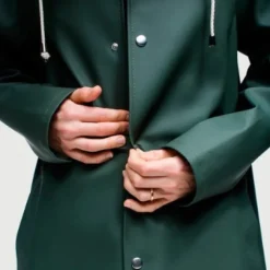 MOSEBACKE RAIN JACKET GREEN