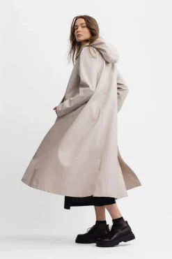 MOSEBACKE RAIN JACKET LONG LIGHT SAND