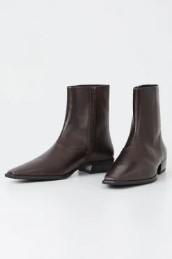NELLA BOOTS