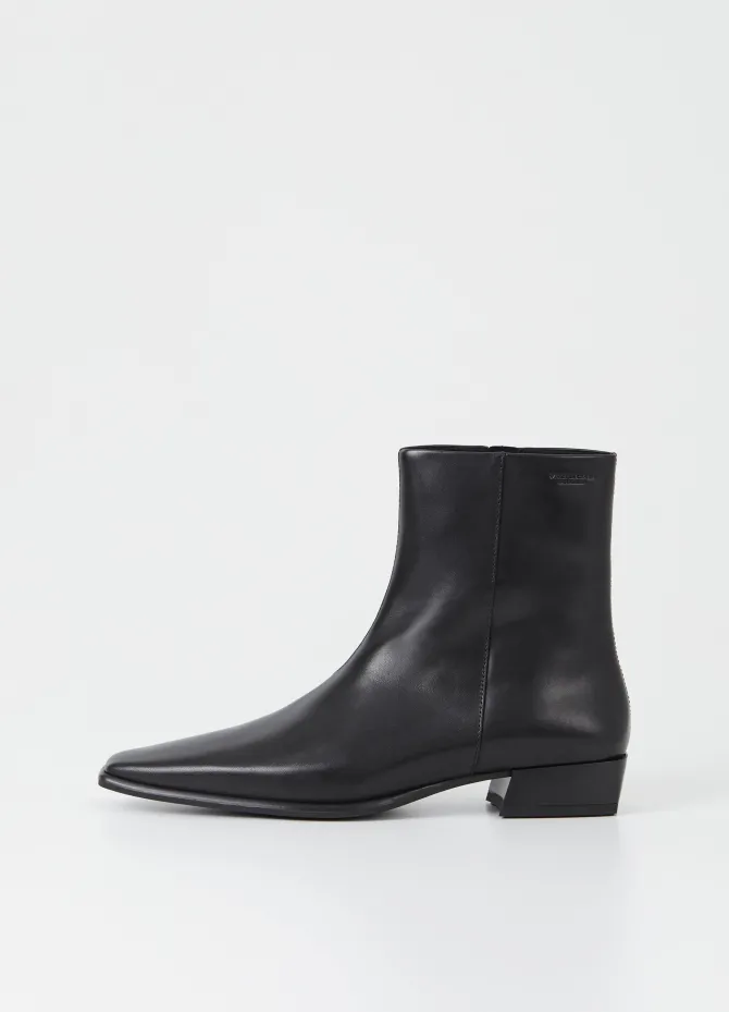 NELLA BOOTS