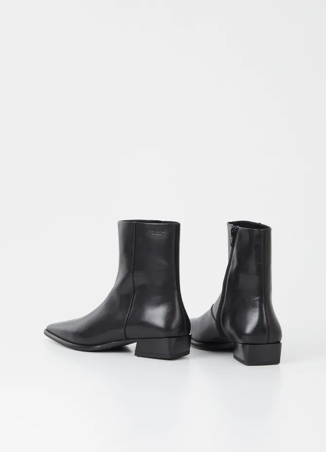 NELLA BOOTS