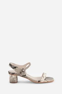OPINION HEELS