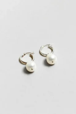 PEARL HOOP EARRINGS SILVER
