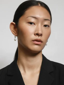 PEARL HOOP EARRINGS SILVER