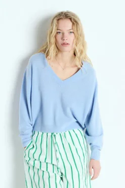 RAX SWEATER