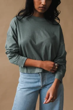 RELAXED CROP LONG SLEEVE TEE